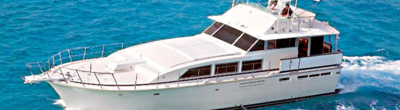 Big boat yacht for cocktail
