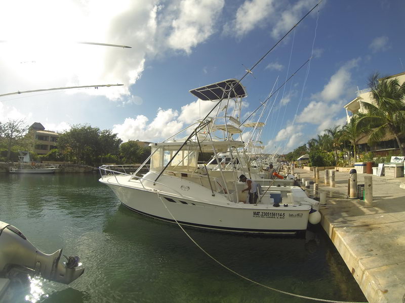 Ana Mary fishing boat cockpit deck Puerto Aventuras Riviera Maya marlin sailfish deep-sea sport fishing