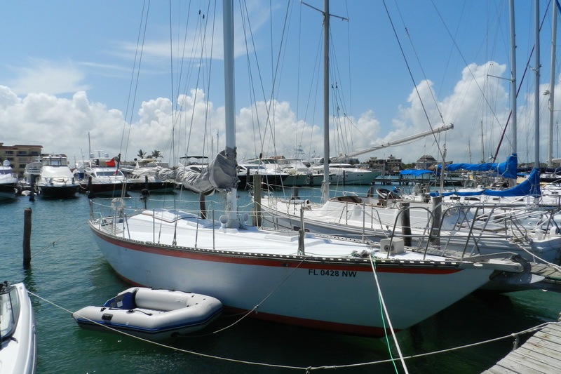 44 ft long sailboat 