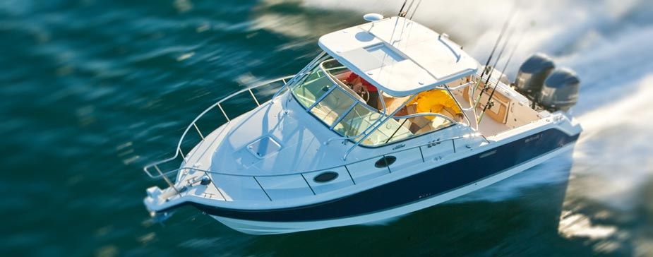 30 ft Wellcraft sport fishing boat at Marina Puerto Aventuras, Riviera Maya